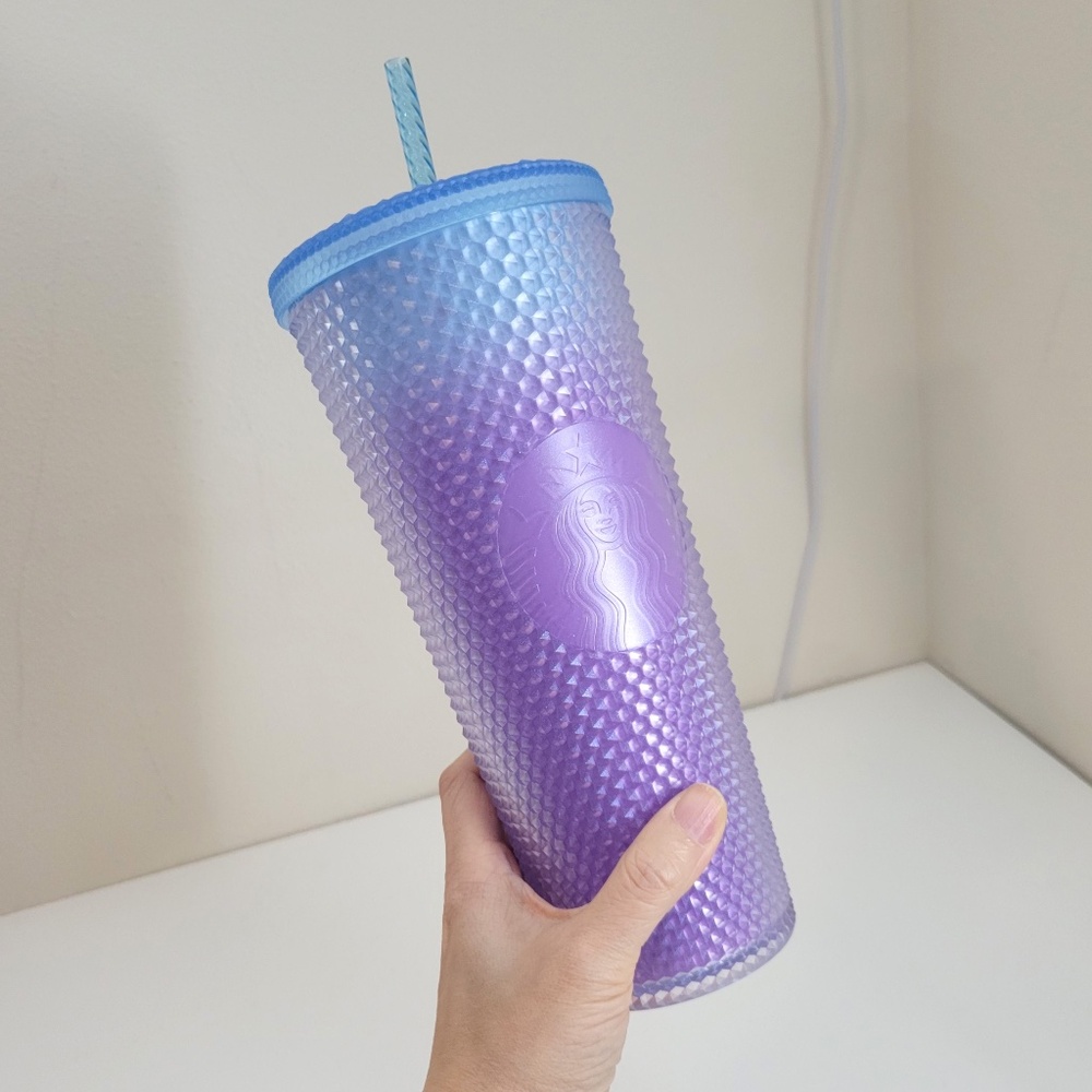 Starbucks 2024 Bluebird Lilac Purple Ombre 24 oz Venti Tumbler Cup